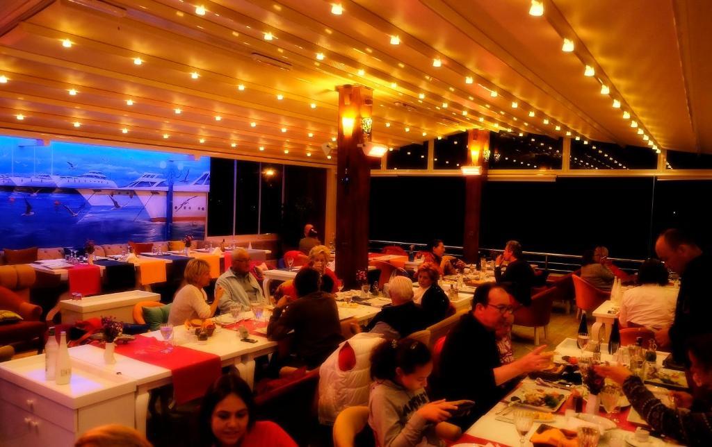 Alp Otel Restaurant Kucukkuyu Exterior photo